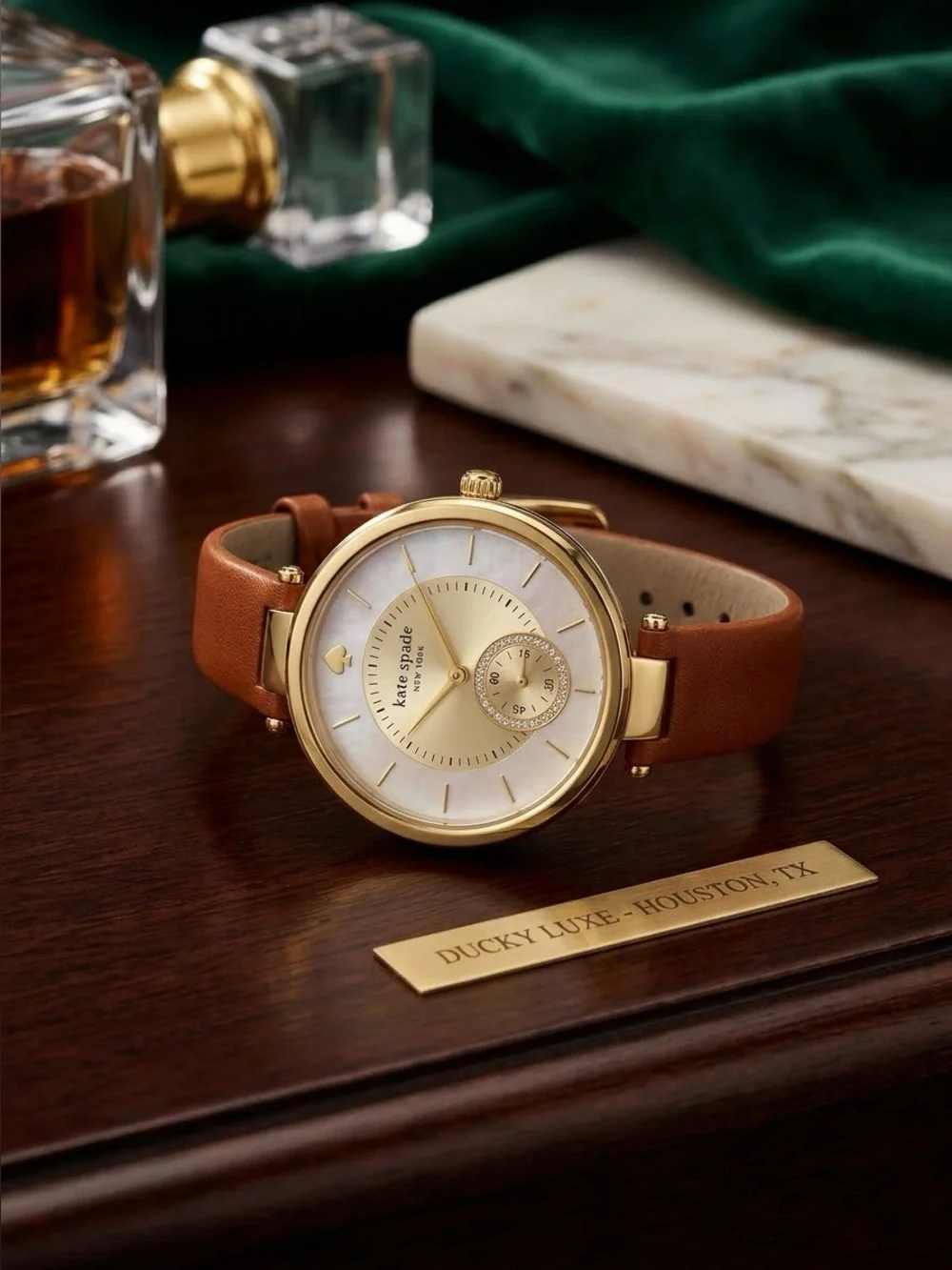 Kate Spade New York 0752 Women's Beige Leather Analog Dial Quartz Watch MP7 1989